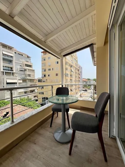 Seaside 2Br Apartment Durrës Albanië