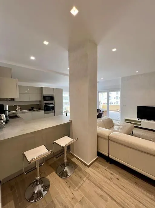 Seaside 2Br Apartment Durrës